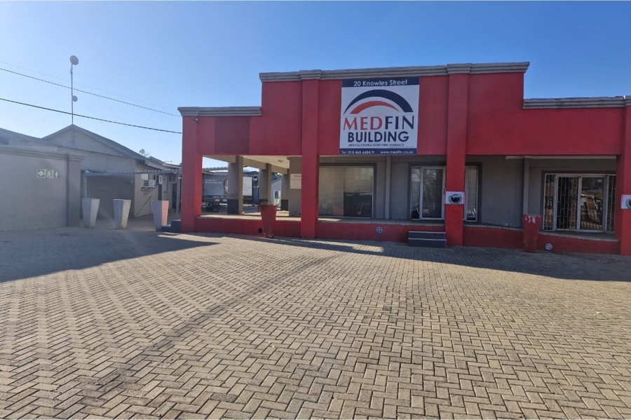 Commercial Property for Sale in Wilkoppies North West